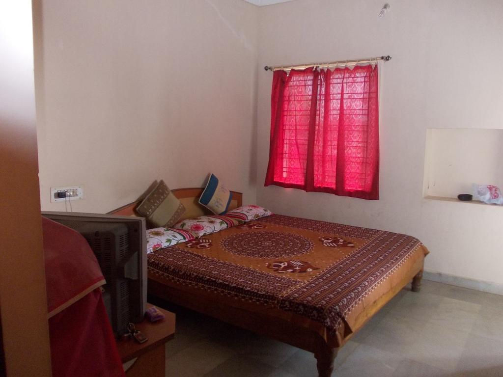 פורי Rishaan Guest House מראה חיצוני תמונה